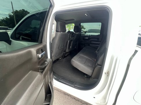 Used 2022 Chevrolet Silverado 1500 LT w/ Safety Package image 18