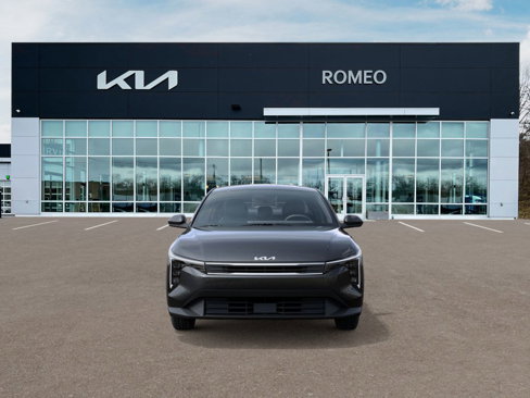 New 2025 Kia K4 LXS image 2