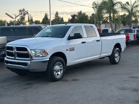 Used 2018 RAM 2500 Tradesman w/ Chrome Appearance Group image 3