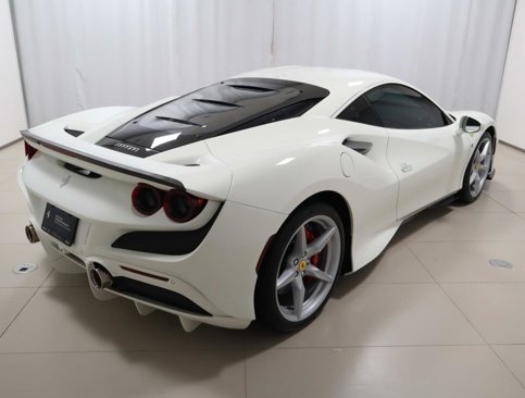 Certified 2022 Ferrari F8 Tributo image 11