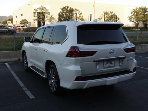 Used 2016 Lexus LX 570 4WD image 17