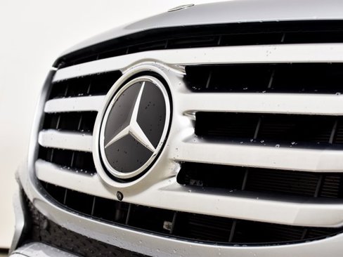 Certified 2025 Mercedes-Benz GLS 450 4MATIC image 4
