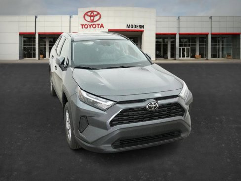 New 2025 Toyota RAV4 XLE image 15