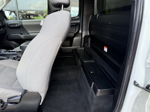 Used 2021 Toyota Tacoma SR image 14