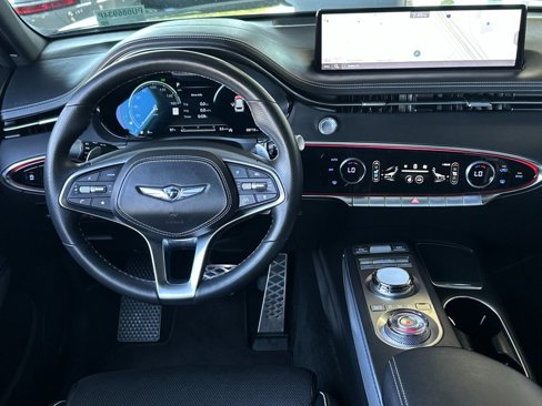 Used 2023 Genesis GV70 2.5T w/ Sport Prestige Package image 14