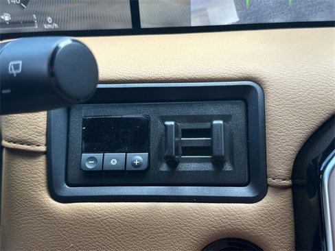 New 2025 Nissan Armada Platinum Reserve w/ Convenience Package image 8