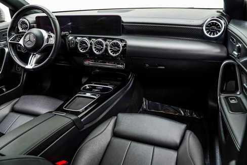 Used 2025 Mercedes-Benz CLA 250 w/ Exclusive Package image 17