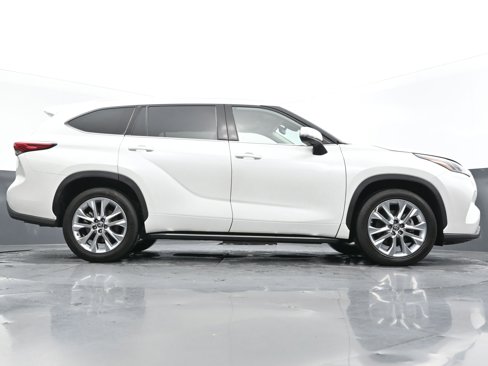 Used 2022 Toyota Highlander Limited image 66