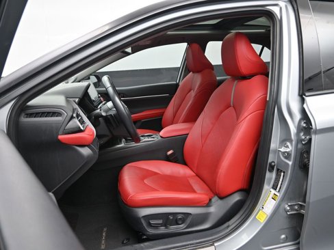Used 2024 Toyota Camry XSE image 25