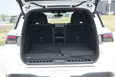 New 2026 INFINITI QX60 Luxe w/ Dark Cargo Package image 22