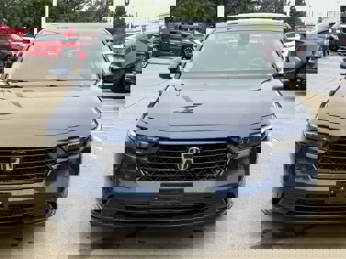 Used 2023 Honda Accord EX image 7
