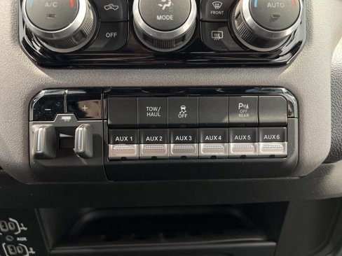 New 2024 RAM 2500 Tradesman w/ Towing Technology Group image 15