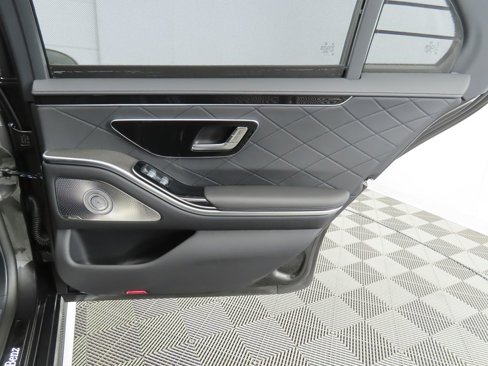 New 2026 Mercedes-Benz S 580 4MATIC Sedan image 29