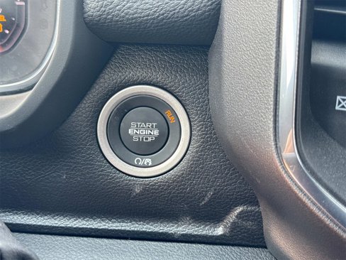 New 2025 RAM 2500 Laramie image 36