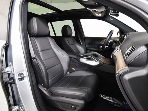 Certified 2025 Mercedes-Benz GLS 450 4MATIC image 32
