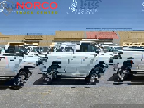 Used 2024 RAM 2500 Big Horn image 1