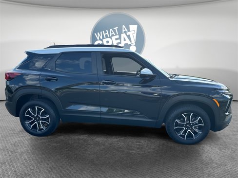 Certified 2024 Chevrolet TrailBlazer ACTIV w/ Driver Confidence Package image 2