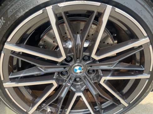 Used 2025 BMW M5 w/ Carbon Package image 10