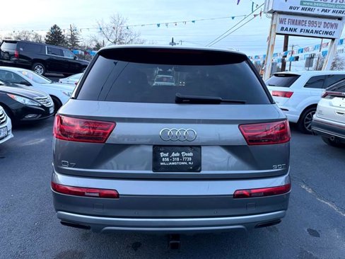 Used 2017 Audi Q7 3.0T Premium Plus image 7