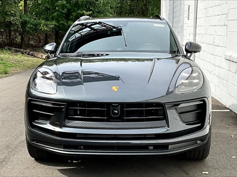 New 2026 Porsche Macan image 22