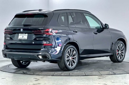 New 2026 BMW X5 xDrive40i w/ M Sport Package image 2