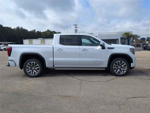 New 2026 GMC Sierra 1500 Denali image 2