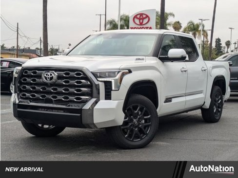 New 2025 Toyota Tundra Platinum image 1