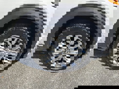 Used 2022 Ford Explorer Platinum image 9