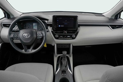 Used 2024 Toyota Corolla Cross L image 16