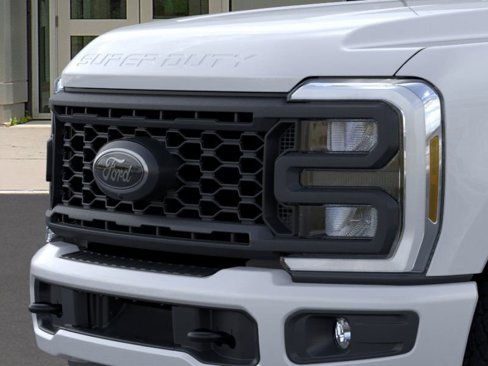 New 2025 Ford F350 XLT image 17