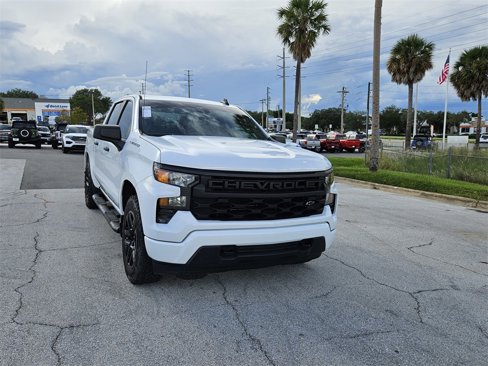 Used 2022 Chevrolet Silverado 1500 Custom image 2