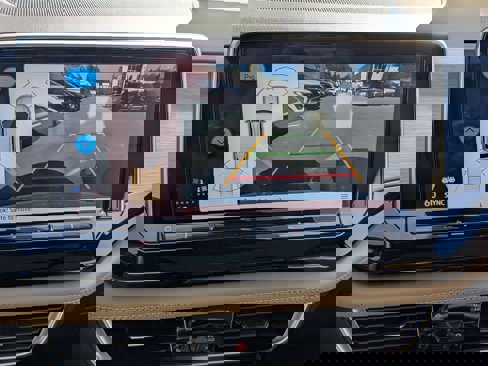 New 2025 Volkswagen Atlas Cross Sport SE image 22