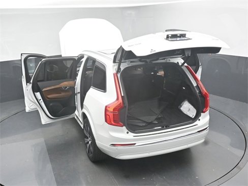 Used 2024 Volvo XC90 B6 Plus w/ Protection Package image 49