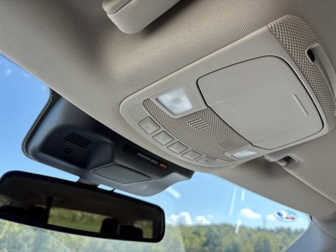 Used 2024 Ford Expedition Max XLT image 48