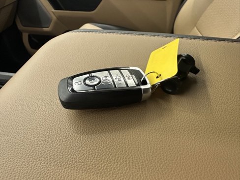 New 2026 Ford F250 Lariat image 38