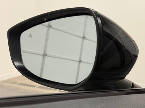 Used 2024 MAZDA CX-50 AWD 2.5 S w/ Premium Package image 12