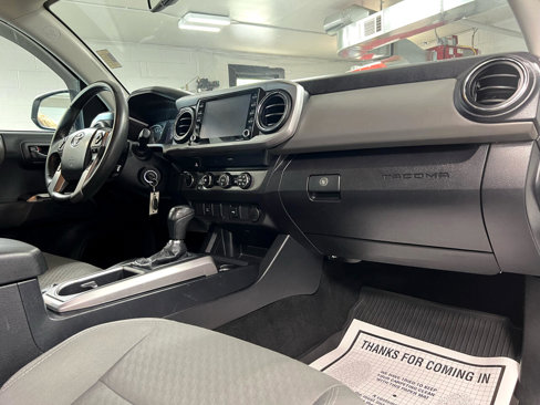 Used 2020 Toyota Tacoma SR5 image 21