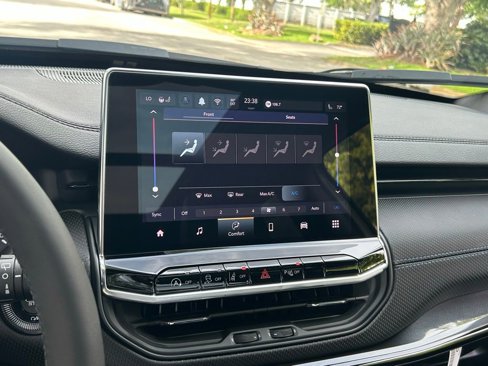 New 2025 Jeep Compass Limited w/ Sun and Sound Group image 45