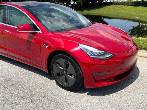 Used 2019 Tesla Model 3 Long Range image 33