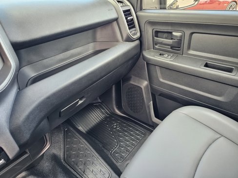 New 2026 RAM 3500 Tradesman w/ Chrome Appearance Group image 27