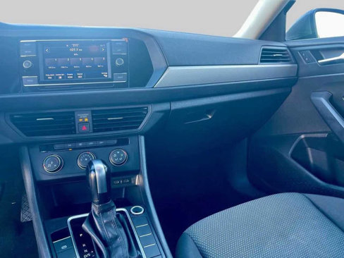 Used 2021 Volkswagen Jetta S image 37