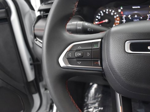 Used 2023 Jeep Compass Trailhawk image 19