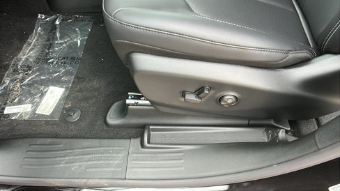 New 2026 Chrysler Pacifica Select image 18