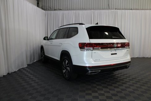 New 2026 Volkswagen Atlas SE image 22