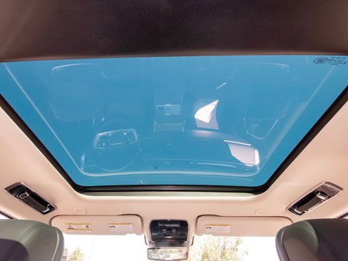 New 2025 Land Rover Range Rover SE image 50