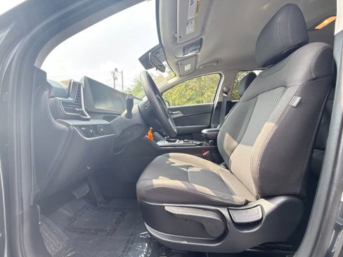 Used 2024 Kia Sportage LX image 22