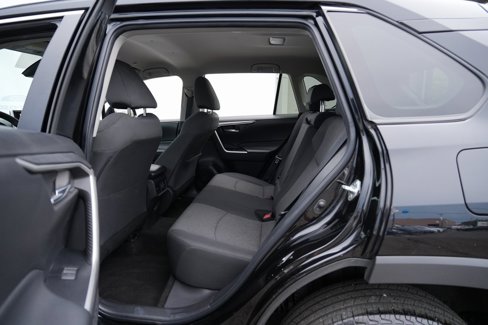 Used 2023 Toyota RAV4 XLE image 18