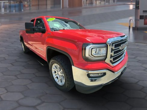 Used 2018 GMC Sierra 1500 SLE w/ SLE Value Package image 2
