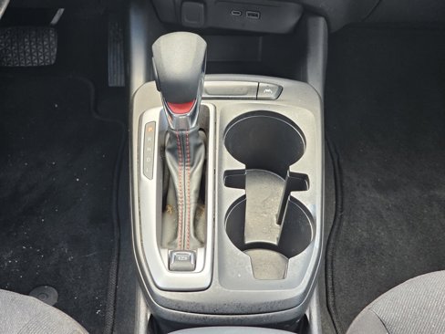Used 2024 Chevrolet Trax RS image 32