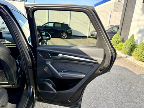 Used 2021 Audi SQ5 Premium Plus w/ Premium Plus Package image 23